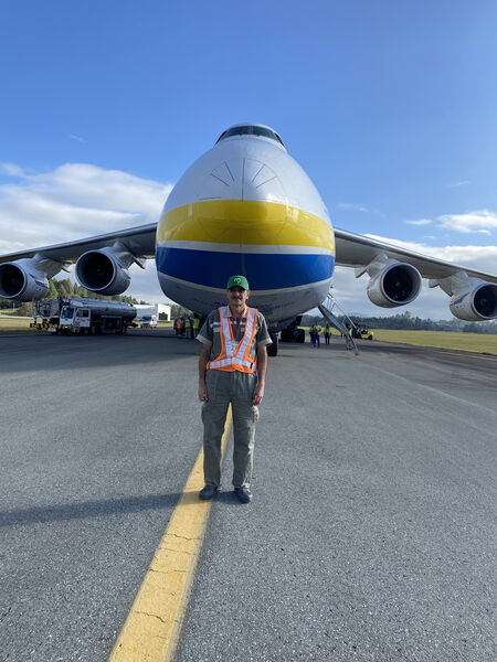 A bordo de avión Antonov llegó compuerta para Hidroituango
A bordo de avión Antonov llegó compuerta para Hidroituango
Fecha: 27 Jun 2023 
Para descargar esta fotografía en alta resolución, haga clic sobre la imagen hasta que la misma se despliegue en la pantalla completa; luego dé clic derecho y elija la opción "guardar imagen como". 
En caso de publicación por cualquier medio, solicitamos acompañarla del crédito: "Foto EPM"

