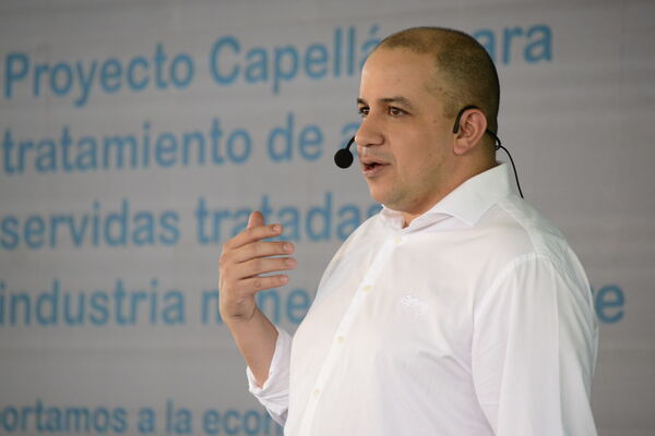 Rendición de Cuentas   
Rendición de Cuentas   
Fecha: 2023 May 11
Para descargar esta fotografía en alta resolución, haga clic sobre la imagen hasta que la misma se despliegue en la pantalla completa; luego dé clic derecho y elija la opción "guardar imagen como".
En caso de publicación por cualquier medio, solicitamos acompañarla del crédito: "Foto EPM"
Palabras clave: Rendición Cuentas