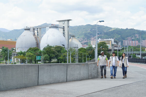 Recorrido saneamiento noviembre 2023
Recorrido saneamiento Medellín  
Fecha: 9 Noviembre 2023
Para descargar esta fotografía en alta resolución, haga clic sobre la imagen hasta que la misma se despliegue en la pantalla completa; luego dé clic derecho y elija la opción "guardar imagen como". 
En caso de publicación por cualquier medio, solicitamos acompañarla del crédito: "Foto EPM"
Palabras clave: Recorrido saneamiento noviembre 2023