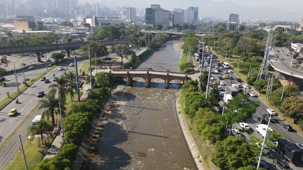 Palabras clave: Río Medellín  Río Aburrá  Medellín  Saneamiento Valle de Aburrá  Saneamiento río Medellín