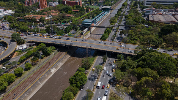 Palabras clave: Río Medellín  Río Aburrá Medellín  Saneamiento Valle de Aburrá  Saneamiento río Medellín