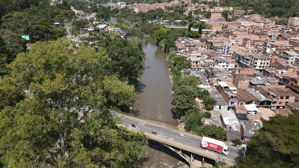 Palabras clave: Río Medellín  Río Aburrá  Medellín  Saneamiento Valle de Aburrá  Saneamiento río Medellín