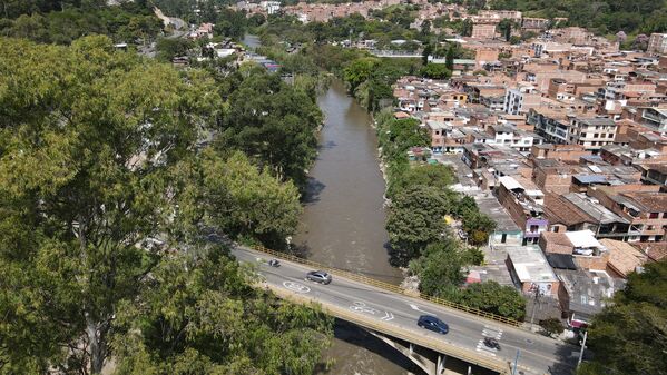 Palabras clave: Río Medellín  Río Aburrá  Medellín  Saneamiento Valle de Aburrá  Saneamiento río Medellín