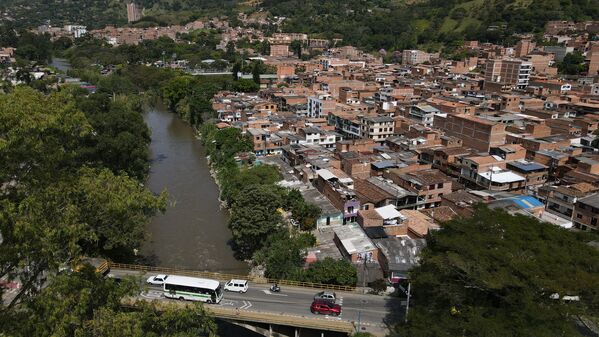 Palabras clave: Río Medellín  Río Aburrá  Medellín  Saneamiento Valle de Aburrá  Saneamiento río Medellín