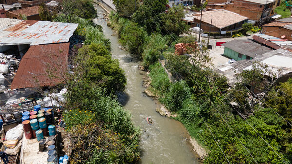 Palabras clave: Río Medellín  Río Aburrá Medellín  Saneamiento Valle de Aburrá  Saneamiento río Medellín