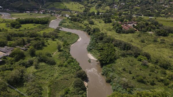 Palabras clave: Río Medellín  Río Aburrá  Medellín  Saneamiento Valle de Aburrá  Saneamiento río Medellín