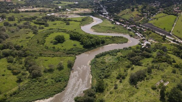 Palabras clave: Río Medellín  Río Aburrá  Medellín  Saneamiento Valle de Aburrá  Saneamiento río Medellín
