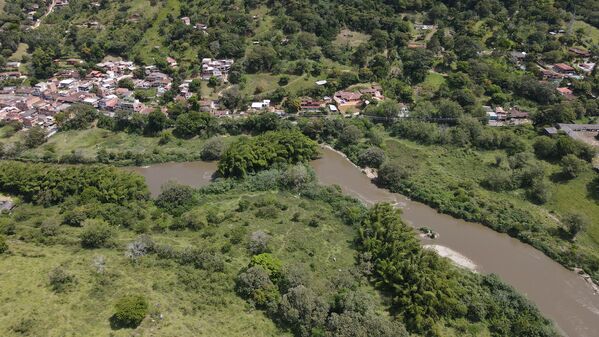 Palabras clave: Río Medellín  Río Aburrá  Medellín  Saneamiento Valle de Aburrá  Saneamiento río Medellín