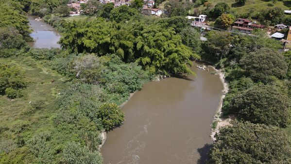 Palabras clave: Río Medellín  Río Aburrá  Medellín  Saneamiento Valle de Aburrá  Saneamiento río Medellín