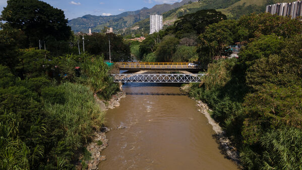Palabras clave: Río Medellín  Río Aburrá Medellín  Saneamiento Valle de Aburrá  Saneamiento río Medellín