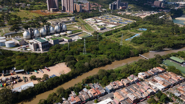 Palabras clave: Río Medellín  Río Aburrá Medellín  Saneamiento Valle de Aburrá  Saneamiento río Medellín