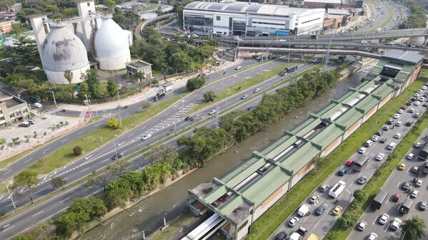 Palabras clave: Río Medellín  Río Aburrá Medellín  Saneamiento Valle de Aburrá  Saneamiento río Medellín
