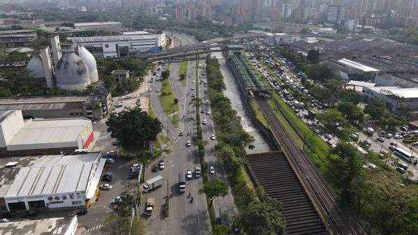 Palabras clave: Río Medellín  Río Aburrá Medellín  Saneamiento Valle de Aburrá  Saneamiento río Medellín