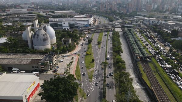 Palabras clave: Río Medellín  Río Aburrá Medellín  Saneamiento Valle de Aburrá  Saneamiento río Medellín