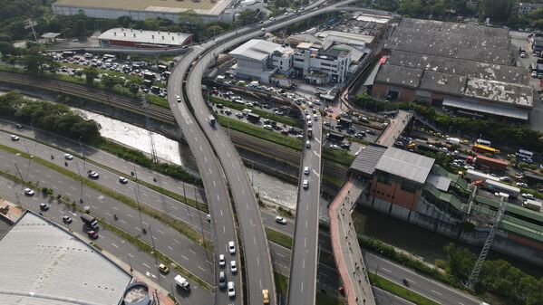 Palabras clave: Río Medellín  Río Aburrá Medellín  Saneamiento Valle de Aburrá  Saneamiento río Medellín