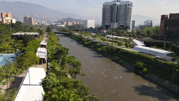 Palabras clave: Río Medellín  Río Aburrá  Medellín  Saneamiento Valle de Aburrá  Saneamiento río Medellín