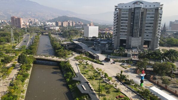 Palabras clave: Río Medellín  Río Aburrá  Medellín  Saneamiento Valle de Aburrá  Saneamiento río Medellín