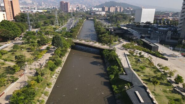 Palabras clave: Río Medellín  Río Aburrá  Medellín  Saneamiento Valle de Aburrá  Saneamiento río Medellín