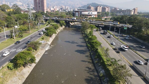 Palabras clave: Río Medellín  Río Aburrá  Medellín  Saneamiento Valle de Aburrá  Saneamiento río Medellín