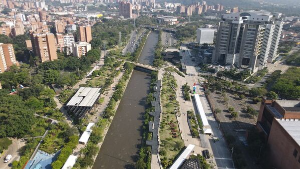 Palabras clave: Río Medellín  Río Aburrá  Medellín  Saneamiento Valle de Aburrá  Saneamiento río Medellín