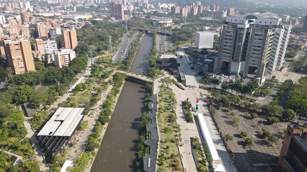 Palabras clave: Río Medellín  Río Aburrá  Medellín  Saneamiento Valle de Aburrá  Saneamiento río Medellín