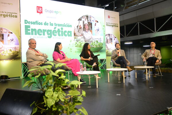 FORO DESAFIOS DE LA TRANSICION ENERGETICA
FORO DESAFIOS DE LA TRANSICION ENERGETICA
FECHA: 2023 SEP 27 
Para descargar esta fotografía en alta resolución, haga clic sobre la imagen hasta que la misma se despliegue en la pantalla completa; luego dé clic derecho y elija la opción "guardar imagen como".
En caso de publicación por cualquier medio, solicitamos acompañarla del crédito: "Foto EPM"

