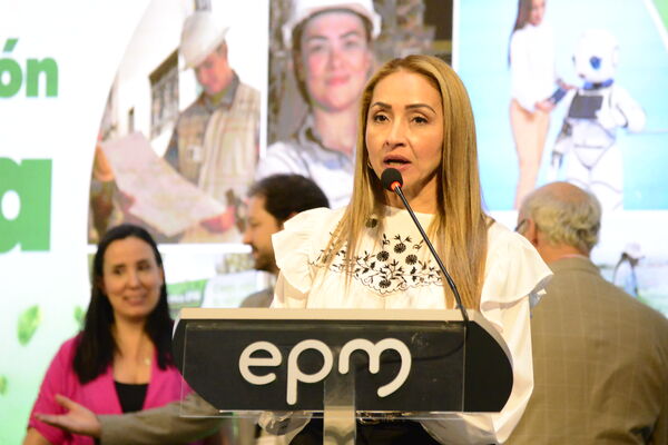 FORO DESAFIOS DE LA TRANSICION ENERGETICA
FORO DESAFIOS DE LA TRANSICION ENERGETICA
FECHA: 2023 SEP 27 
Para descargar esta fotografía en alta resolución, haga clic sobre la imagen hasta que la misma se despliegue en la pantalla completa; luego dé clic derecho y elija la opción "guardar imagen como".
En caso de publicación por cualquier medio, solicitamos acompañarla del crédito: "Foto EPM"

