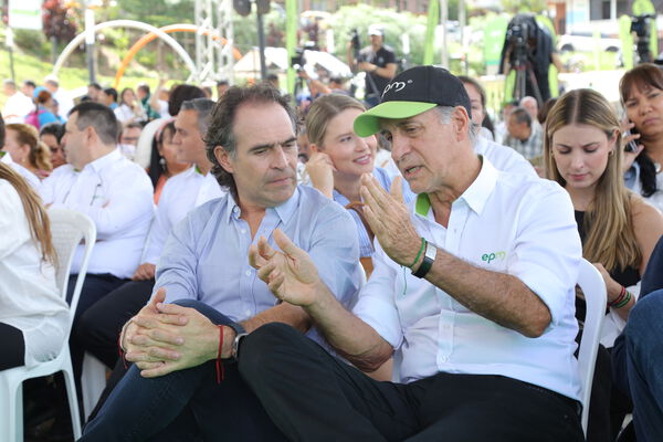 Rendición cuentas UVA  Imaginación
Rendición de cuentas UVA La Imaginación  
Fecha: 25 Abril 2024
Para descargar esta fotografía en alta resolución, haga clic sobre la imagen hasta que la misma se despliegue en la pantalla completa; luego dé clic derecho y elija la opción "guardar imagen como". 
En caso de publicación por cualquier medio, solicitamos acompañarla del crédito: "Foto EPM" 
Palabras clave: Rendición cuentas UVA  Imaginación