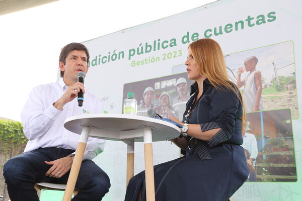 Rendición cuentas UVA  Imaginación
Rendición de cuentas UVA La Imaginación  
Fecha: 25 Abril 2024
Para descargar esta fotografía en alta resolución, haga clic sobre la imagen hasta que la misma se despliegue en la pantalla completa; luego dé clic derecho y elija la opción "guardar imagen como". 
En caso de publicación por cualquier medio, solicitamos acompañarla del crédito: "Foto EPM" 
Palabras clave: Rendición cuentas UVA  Imaginación