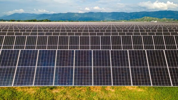 Parque solar fotovoltaico Tepuy
Parque solar fotovoltaico Tepuy
Fecha: 13, 14 Junio 2024
Para descargar esta fotografía en alta resolución, haga clic sobre la imagen hasta que la misma se despliegue en la pantalla completa; luego dé clic derecho y elija la opción "guardar imagen como". 
En caso de publicación por cualquier medio, solicitamos acompañarla del crédito: "Foto EPM"
Palabras clave: Parque solar fotovoltaico Tepuy