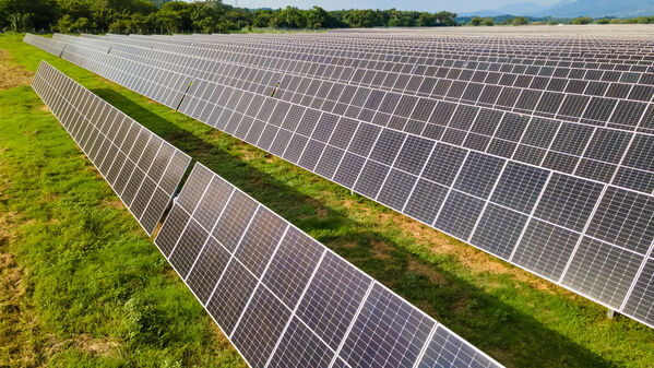 Parque solar fotovoltaico Tepuy
Parque solar fotovoltaico Tepuy
Fecha: 13, 14 Junio 2024
Para descargar esta fotografía en alta resolución, haga clic sobre la imagen hasta que la misma se despliegue en la pantalla completa; luego dé clic derecho y elija la opción "guardar imagen como". 
En caso de publicación por cualquier medio, solicitamos acompañarla del crédito: "Foto EPM"
Palabras clave: Parque solar fotovoltaico Tepuy