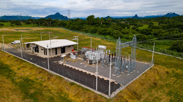 Parque solar fotovoltaico Tepuy
Parque solar fotovoltaico Tepuy
Fecha: 13, 14 Junio 2024
Para descargar esta fotografía en alta resolución, haga clic sobre la imagen hasta que la misma se despliegue en la pantalla completa; luego dé clic derecho y elija la opción "guardar imagen como". 
En caso de publicación por cualquier medio, solicitamos acompañarla del crédito: "Foto EPM"
Palabras clave: Parque solar fotovoltaico Tepuy