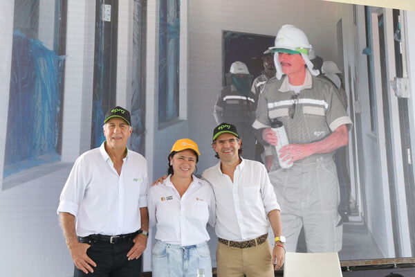 Parque solar fotovoltaico Tepuy
Parque solar fotovoltaico Tepuy
Fecha: 13, 14 Junio 2024
Para descargar esta fotografía en alta resolución, haga clic sobre la imagen hasta que la misma se despliegue en la pantalla completa; luego dé clic derecho y elija la opción "guardar imagen como". 
En caso de publicación por cualquier medio, solicitamos acompañarla del crédito: "Foto EPM"
Palabras clave: Parque solar fotovoltaico Tepuy