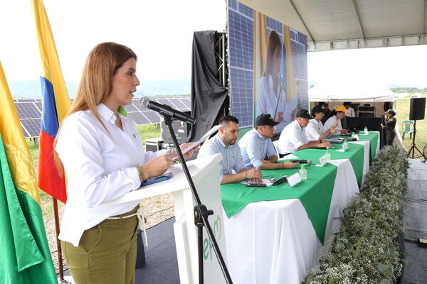 Parque solar fotovoltaico Tepuy
Parque solar fotovoltaico Tepuy
Fecha: 13, 14 Junio 2024
Para descargar esta fotografía en alta resolución, haga clic sobre la imagen hasta que la misma se despliegue en la pantalla completa; luego dé clic derecho y elija la opción "guardar imagen como". 
En caso de publicación por cualquier medio, solicitamos acompañarla del crédito: "Foto EPM"
Palabras clave: Parque solar fotovoltaico Tepuy