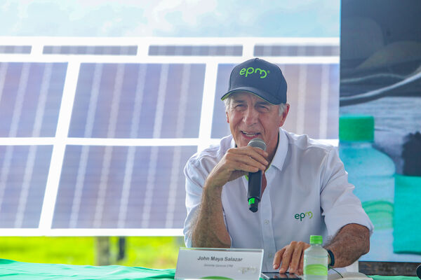 Parque solar fotovoltaico Tepuy
Parque solar fotovoltaico Tepuy
Fecha: 13, 14 Junio 2024
Para descargar esta fotografía en alta resolución, haga clic sobre la imagen hasta que la misma se despliegue en la pantalla completa; luego dé clic derecho y elija la opción "guardar imagen como". 
En caso de publicación por cualquier medio, solicitamos acompañarla del crédito: "Foto EPM"
Palabras clave: Parque solar fotovoltaico Tepuy