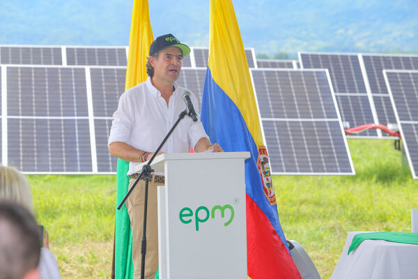 Parque solar fotovoltaico Tepuy
Parque solar fotovoltaico Tepuy
Fecha: 13, 14 Junio 2024
Para descargar esta fotografía en alta resolución, haga clic sobre la imagen hasta que la misma se despliegue en la pantalla completa; luego dé clic derecho y elija la opción "guardar imagen como". 
En caso de publicación por cualquier medio, solicitamos acompañarla del crédito: "Foto EPM"
Palabras clave: Parque solar fotovoltaico Tepuy