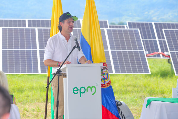 Parque solar fotovoltaico Tepuy
Parque solar fotovoltaico Tepuy
Fecha: 13, 14 Junio 2024
Para descargar esta fotografía en alta resolución, haga clic sobre la imagen hasta que la misma se despliegue en la pantalla completa; luego dé clic derecho y elija la opción "guardar imagen como". 
En caso de publicación por cualquier medio, solicitamos acompañarla del crédito: "Foto EPM"
Palabras clave: Parque solar fotovoltaico Tepuy
