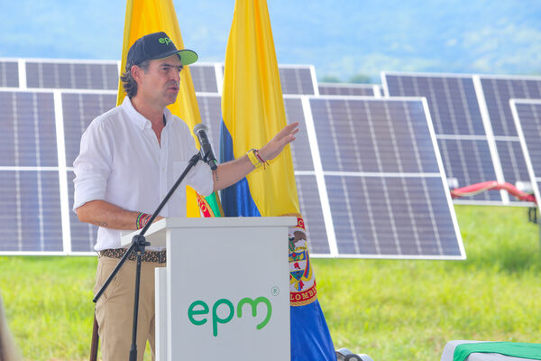 Parque solar fotovoltaico Tepuy
Parque solar fotovoltaico Tepuy
Fecha: 13, 14 Junio 2024
Para descargar esta fotografía en alta resolución, haga clic sobre la imagen hasta que la misma se despliegue en la pantalla completa; luego dé clic derecho y elija la opción "guardar imagen como". 
En caso de publicación por cualquier medio, solicitamos acompañarla del crédito: "Foto EPM"
Palabras clave: Parque solar fotovoltaico Tepuy