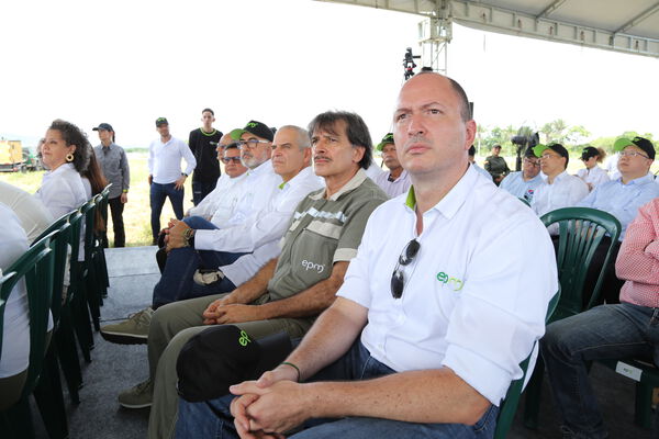 Parque solar fotovoltaico Tepuy
Parque solar fotovoltaico Tepuy
Fecha: 13, 14 Junio 2024
Para descargar esta fotografía en alta resolución, haga clic sobre la imagen hasta que la misma se despliegue en la pantalla completa; luego dé clic derecho y elija la opción "guardar imagen como". 
En caso de publicación por cualquier medio, solicitamos acompañarla del crédito: "Foto EPM"
Palabras clave: Parque solar fotovoltaico Tepuy