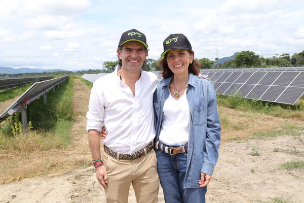 Parque solar fotovoltaico Tepuy
Parque solar fotovoltaico Tepuy
Fecha: 13, 14 Junio 2024
Para descargar esta fotografía en alta resolución, haga clic sobre la imagen hasta que la misma se despliegue en la pantalla completa; luego dé clic derecho y elija la opción "guardar imagen como". 
En caso de publicación por cualquier medio, solicitamos acompañarla del crédito: "Foto EPM"
Palabras clave: Parque solar fotovoltaico Tepuy