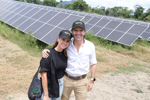 Parque solar fotovoltaico Tepuy
Parque solar fotovoltaico Tepuy
Fecha: 13, 14 Junio 2024
Para descargar esta fotografía en alta resolución, haga clic sobre la imagen hasta que la misma se despliegue en la pantalla completa; luego dé clic derecho y elija la opción "guardar imagen como". 
En caso de publicación por cualquier medio, solicitamos acompañarla del crédito: "Foto EPM"
Palabras clave: Parque solar fotovoltaico Tepuy