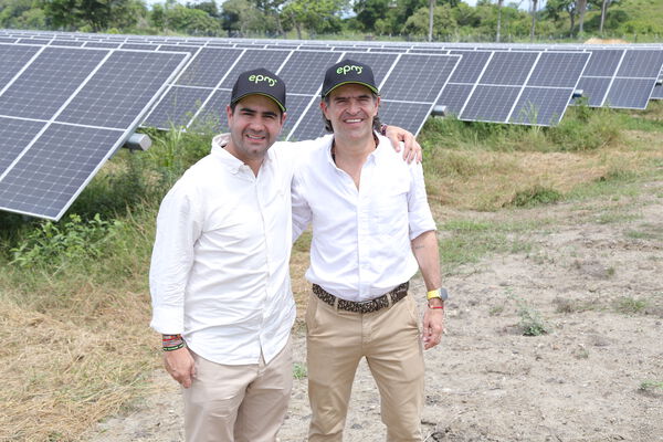 Parque solar fotovoltaico Tepuy
Parque solar fotovoltaico Tepuy
Fecha: 13, 14 Junio 2024
Para descargar esta fotografía en alta resolución, haga clic sobre la imagen hasta que la misma se despliegue en la pantalla completa; luego dé clic derecho y elija la opción "guardar imagen como". 
En caso de publicación por cualquier medio, solicitamos acompañarla del crédito: "Foto EPM"
Palabras clave: Parque solar fotovoltaico Tepuy