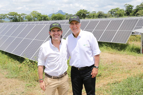 Parque solar fotovoltaico Tepuy
Parque solar fotovoltaico Tepuy
Fecha: 13, 14 Junio 2024
Para descargar esta fotografía en alta resolución, haga clic sobre la imagen hasta que la misma se despliegue en la pantalla completa; luego dé clic derecho y elija la opción "guardar imagen como". 
En caso de publicación por cualquier medio, solicitamos acompañarla del crédito: "Foto EPM"
Palabras clave: Parque solar fotovoltaico Tepuy