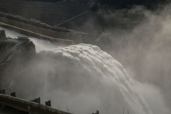 Presa - Vertedero Hidroituango
Presa - Vertedero Hidroituango
Abril 11 y 12 2019 PRESA VERTEDERO
Para descargar esta fotografía en alta resolución, haga clic sobre la imagen hasta que la misma se despliegue en la pantalla completa; luego dé clic derecho y elija la opción "guardar imagen como". 
En caso de publicación por cualquier medio, solicitamos acompañarla del crédito: "Foto EPM"
Palabras clave: Presa - Vertedero Hidroituango