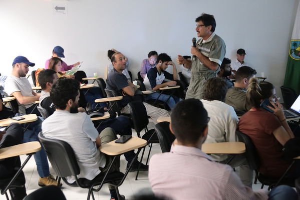 Reunión Visita periodistas Hidroituango
Reunión Visita periodistas Hidroituango
Abril 11 y 12 2019 
Para descargar esta fotografía en alta resolución, haga clic sobre la imagen hasta que la misma se despliegue en la pantalla completa; luego dé clic derecho y elija la opción "guardar imagen como". 
En caso de publicación por cualquier medio, solicitamos acompañarla del crédito: "Foto EPM"
Palabras clave: Reunión Visita periodistas Hidroituango