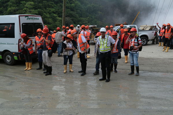 Visita Periodistas casa de Máquinas Hidroituango
Visita Periodistas casa de Máquinas Hidroituango
Fecha: Abril 11 y 12 2019
Para descargar esta fotografía en alta resolución, haga clic sobre la imagen hasta que la misma se despliegue en la pantalla completa; luego dé clic derecho y elija la opción "guardar imagen como". 
En caso de publicación por cualquier medio, solicitamos acompañarla del crédito: "Foto EPM
Palabras clave: Visita Periodistas casa de Máquinas Hidroituango