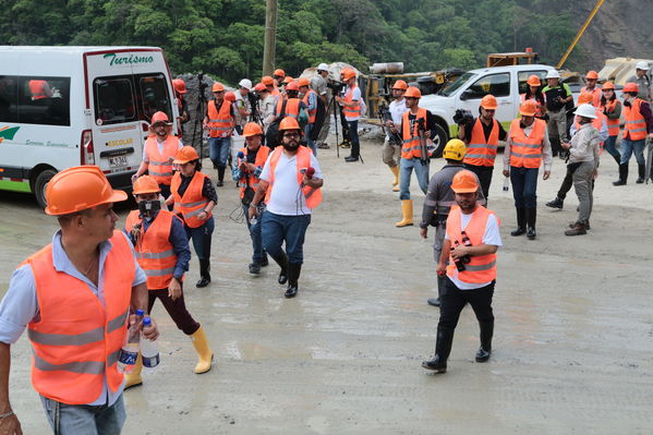 Visita Periodistas casa de Máquinas Hidroituango
Visita Periodistas casa de Máquinas Hidroituango
Fecha: Abril 11 y 12 2019
Para descargar esta fotografía en alta resolución, haga clic sobre la imagen hasta que la misma se despliegue en la pantalla completa; luego dé clic derecho y elija la opción "guardar imagen como". 
En caso de publicación por cualquier medio, solicitamos acompañarla del crédito: "Foto EPM
Palabras clave: Visita Periodistas casa de Máquinas Hidroituango