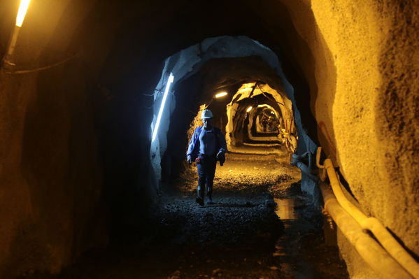 Visita Periodistas casa de Máquinas Hidroituango
Visita Periodistas casa de Máquinas Hidroituango
Fecha: Abril 11 y 12 2019
Para descargar esta fotografía en alta resolución, haga clic sobre la imagen hasta que la misma se despliegue en la pantalla completa; luego dé clic derecho y elija la opción "guardar imagen como". 
En caso de publicación por cualquier medio, solicitamos acompañarla del crédito: "Foto EPM
Palabras clave: Visita Periodistas casa de Máquinas Hidroituango