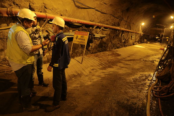 Visita Periodistas casa de Máquinas Hidroituango
Visita Periodistas casa de Máquinas Hidroituango
Fecha: Abril 11 y 12 2019
Para descargar esta fotografía en alta resolución, haga clic sobre la imagen hasta que la misma se despliegue en la pantalla completa; luego dé clic derecho y elija la opción "guardar imagen como". 
En caso de publicación por cualquier medio, solicitamos acompañarla del crédito: "Foto EPM
Palabras clave: Visita Periodistas casa de Máquinas Hidroituango