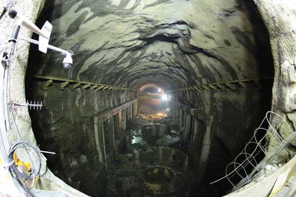 Visita Periodistas casa de Máquinas Hidroituango
Visita Periodistas casa de Máquinas Hidroituango
Fecha: Abril 11 y 12 2019
Para descargar esta fotografía en alta resolución, haga clic sobre la imagen hasta que la misma se despliegue en la pantalla completa; luego dé clic derecho y elija la opción "guardar imagen como". 
En caso de publicación por cualquier medio, solicitamos acompañarla del crédito: "Foto EPM
Palabras clave: Visita Periodistas casa de Máquinas Hidroituango